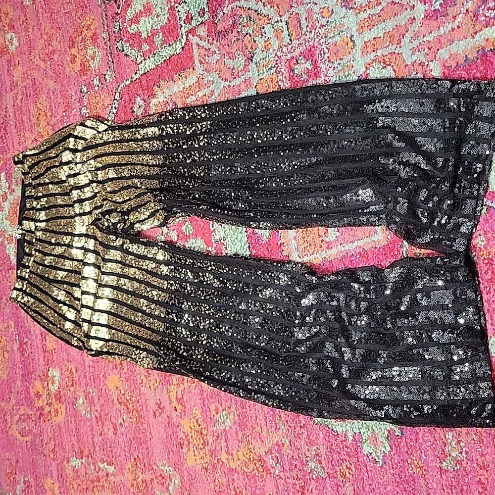 Fashion Nova Gold & Black Sequin Pants | Size 4 - Picture 3 of 8
